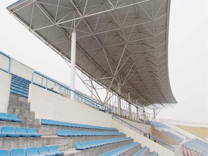 沙坪坝四小体育馆网架